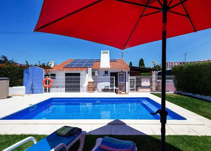 Lotus Villa, Villa