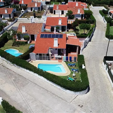 Lotus Villa, Villa *