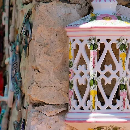 Lotus Villa, Villa *