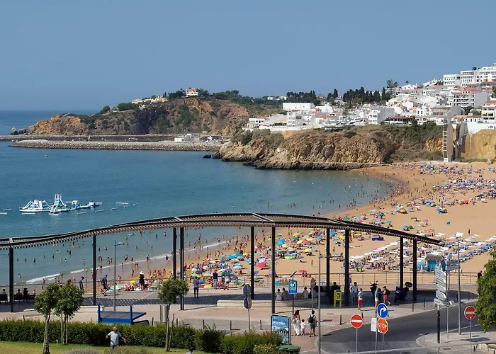 Villa Lotus Villa, *