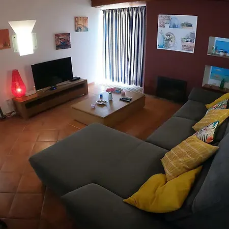 Lotus Villa, Villa *